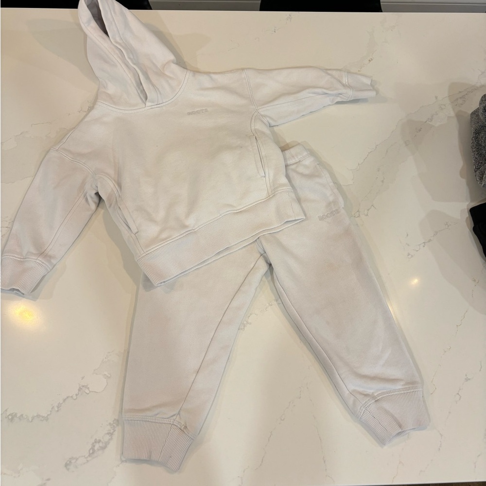 Smokey white Roots sweatsuit